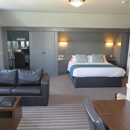 Oyster Fleet Hotel Canvey Island エクステリア 写真