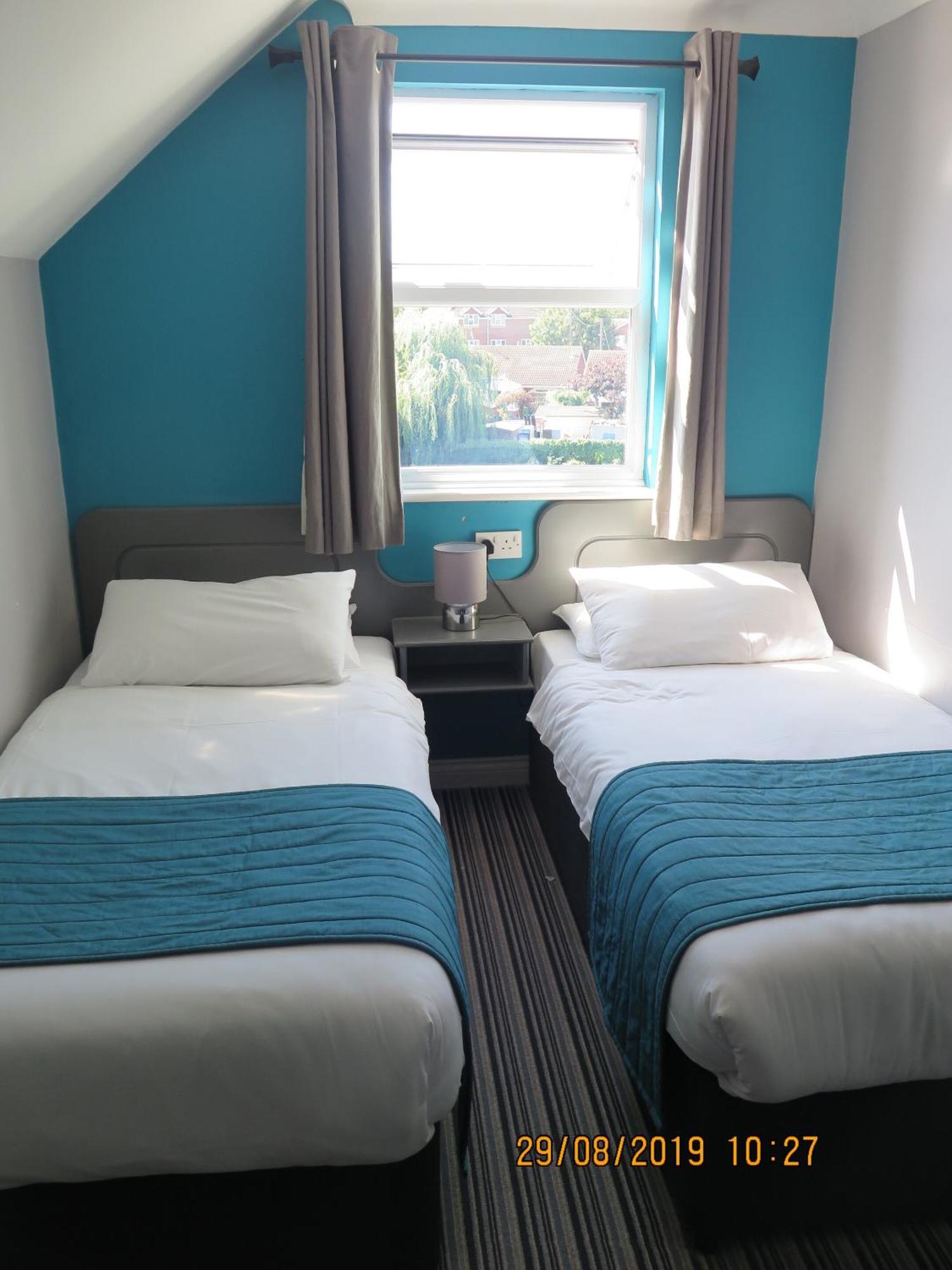 Oyster Fleet Hotel Canvey Island エクステリア 写真