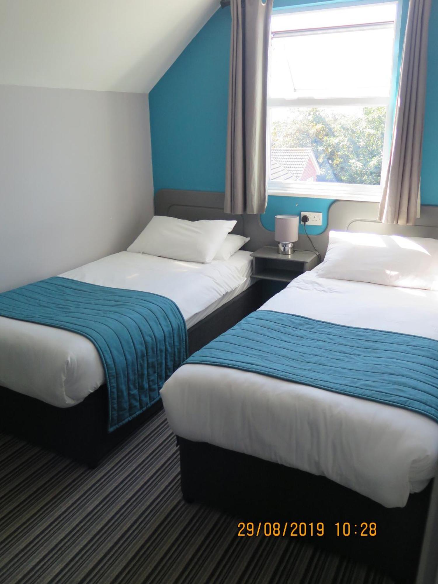 Oyster Fleet Hotel Canvey Island エクステリア 写真
