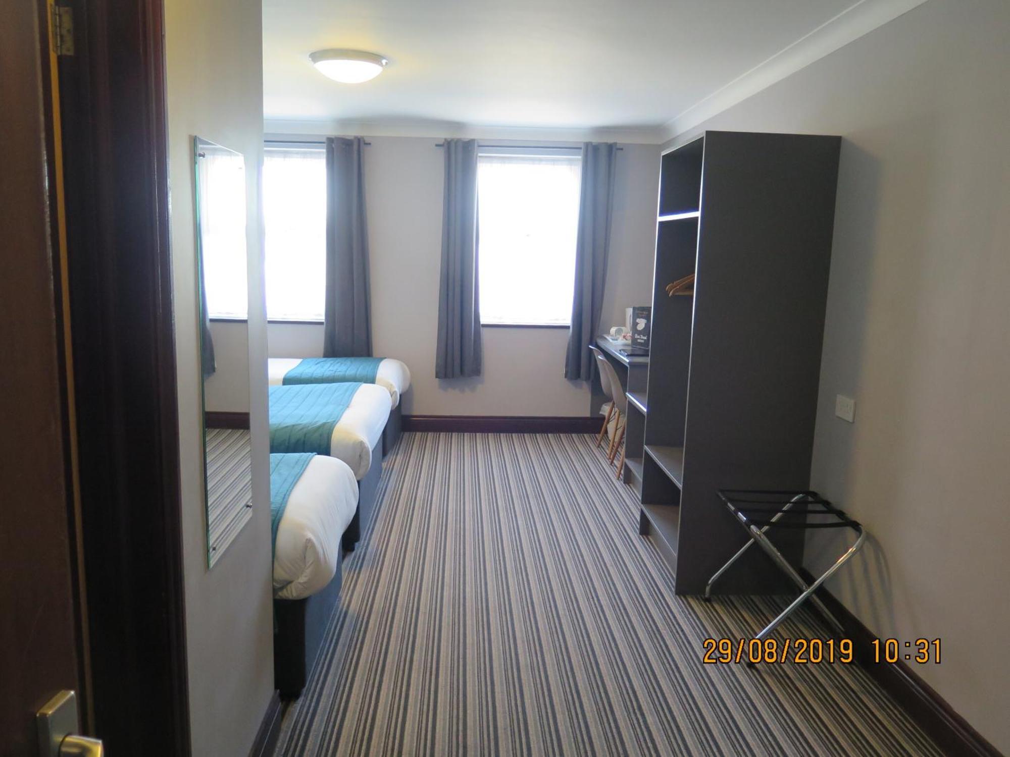 Oyster Fleet Hotel Canvey Island エクステリア 写真